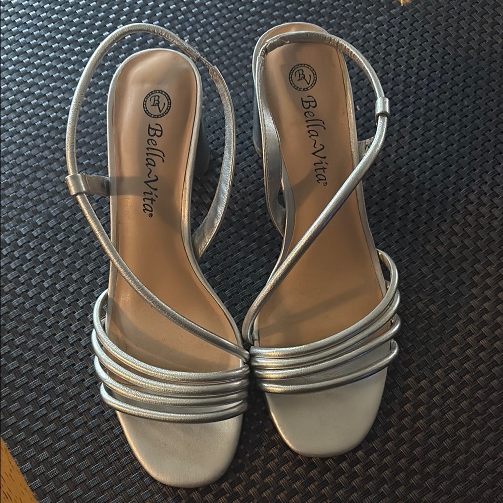 Bella Vita Women's Silver Strappy Sandals with elastic strap for extra comfort!